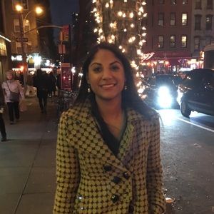 Meet your Posher, Cecilia